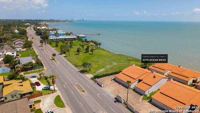 Listing photo id 25 for 4270 Ocean Drive 11
