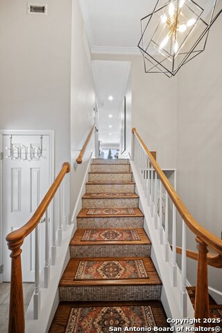 Listing photo id 1 for 4270 Ocean Drive 11