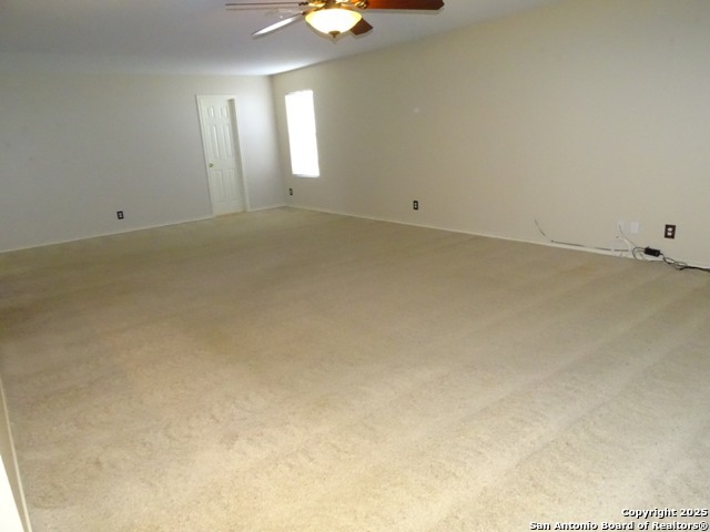 Image 5 of 27 For 161 Briar St.