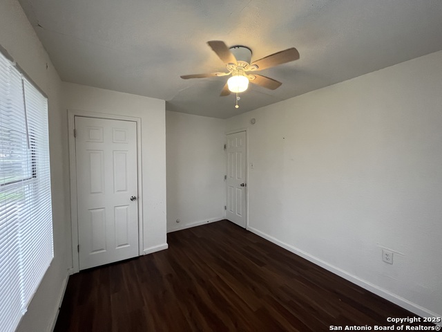 Image 21 of 27 For 443 Bundy St.