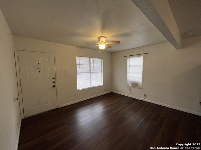 Image 4 of 27 For 443 Bundy St.