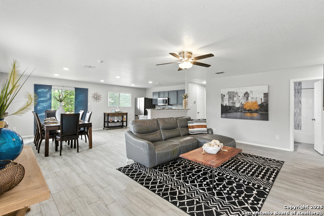Image 9 of 28 For 119 Spruce Breeze