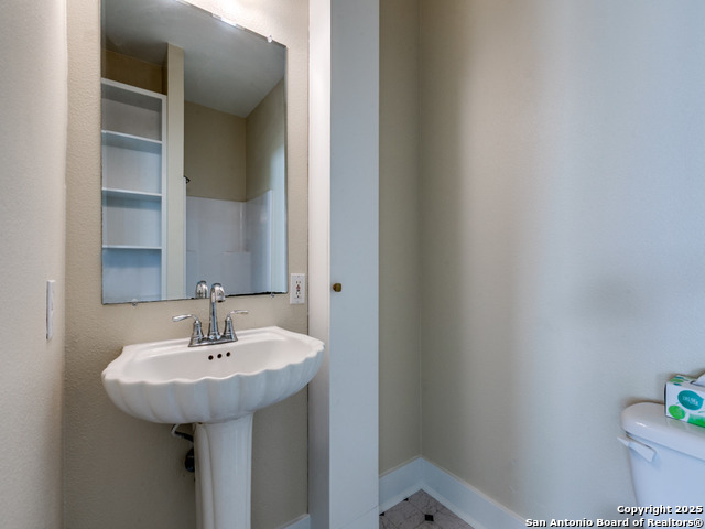 Listing photo id 13 for 2020 Mulberry W