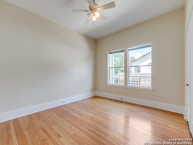 Listing photo id 14 for 2020 Mulberry W