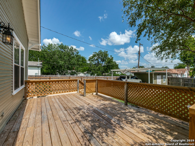 Listing photo id 21 for 2020 Mulberry W