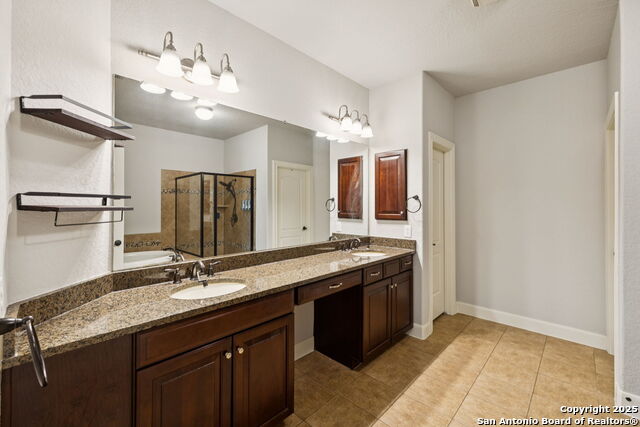 Image 18 of 53 For 18530 Canoe Brook