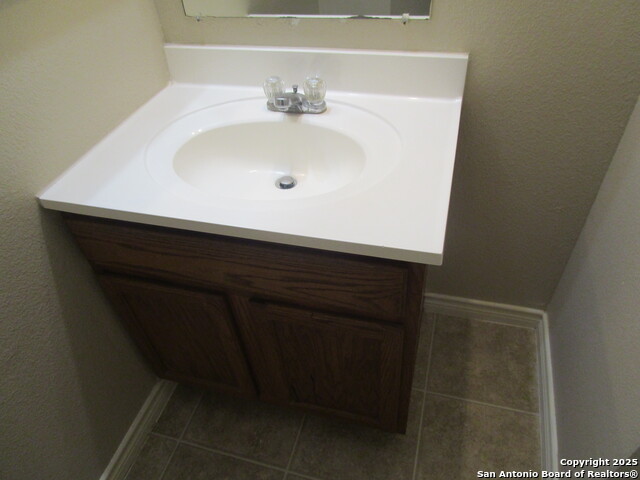 Listing photo id 5 for 16 Bratton Dr