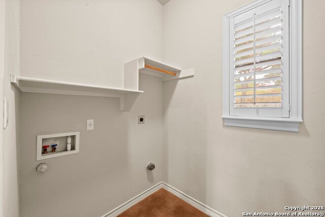Listing photo id 34 for 14041 Iron Horse Way