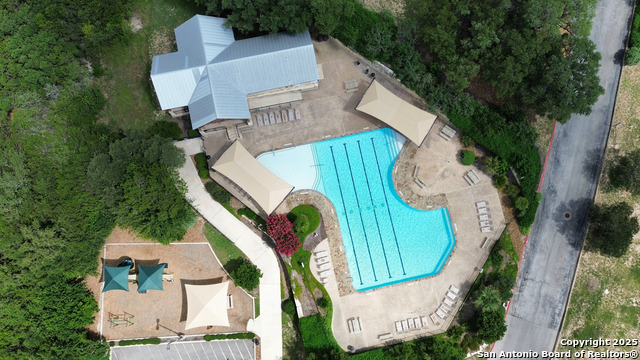 Listing photo id 39 for 14041 Iron Horse Way