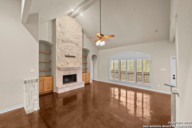 Listing photo id 7 for 14041 Iron Horse Way