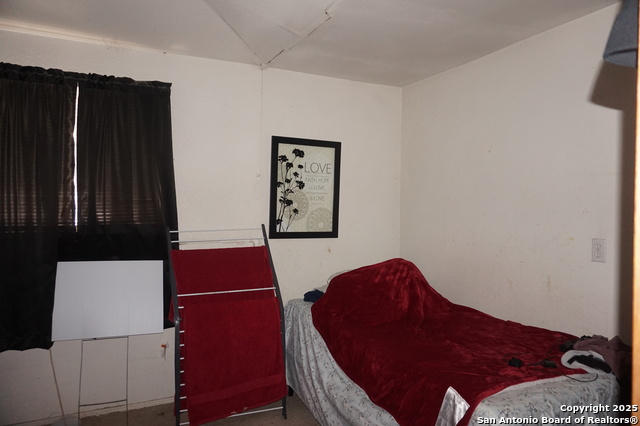 Image 4 of 12 For 614 San Gabriel S