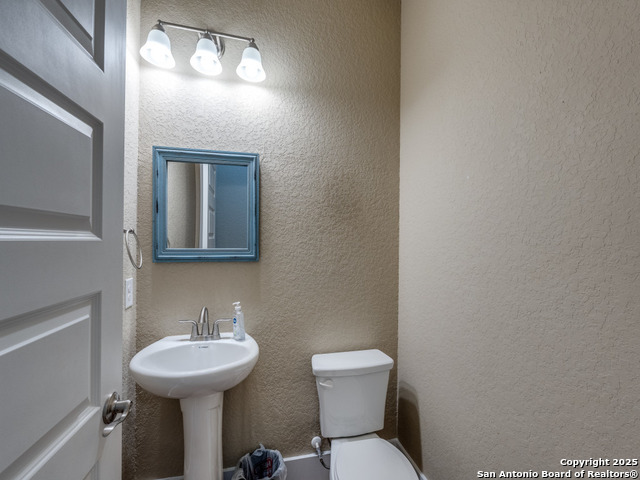 Image 17 of 27 For 629 Windmill Ranch