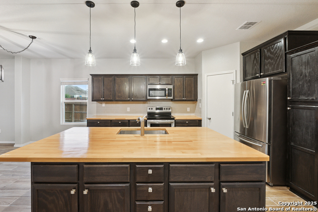 Image 10 of 41 For 4606 Heathers Cross