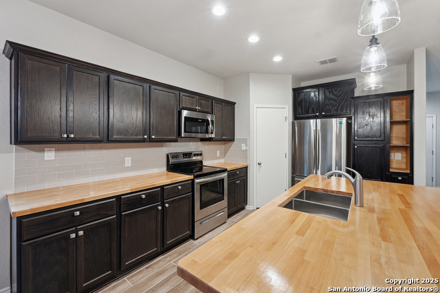 Image 14 of 41 For 4606 Heathers Cross