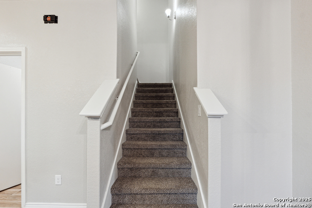 Image 16 of 41 For 4606 Heathers Cross