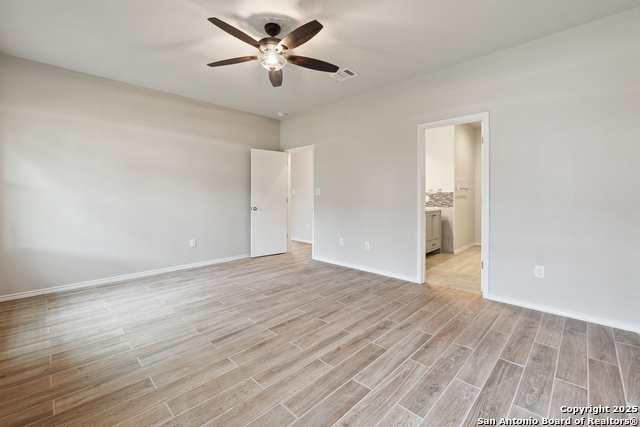 Image 21 of 41 For 4606 Heathers Cross