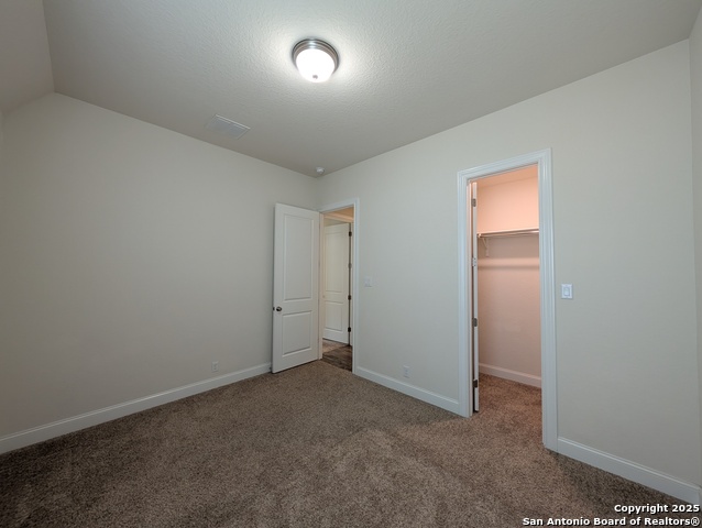 Listing photo id 10 for 1715 Buckner Pass