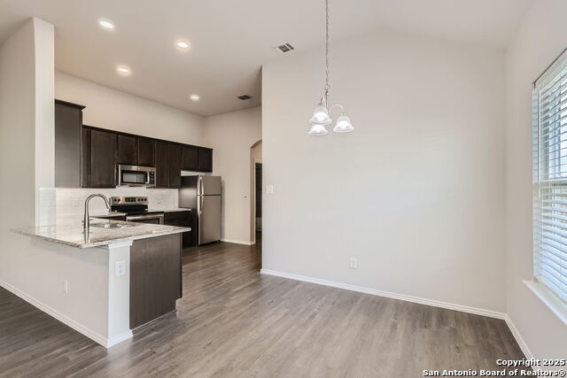 Image 4 of 14 For 631 Ashers Pl