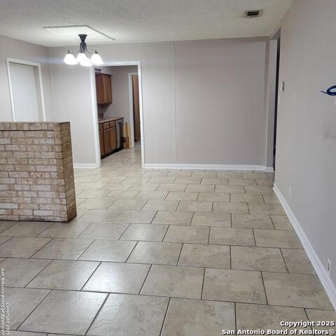 Image 7 of 10 For 301 Greenlawn