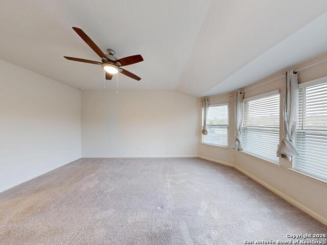 Listing photo id 16 for 13051 Louberg Valley