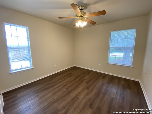 Image 11 of 12 For 124 S Mansfield St  A