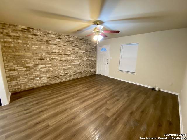 Image 3 of 12 For 124 S Mansfield St  A