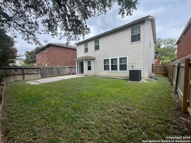 Image 21 of 23 For 14835 Academy Oak