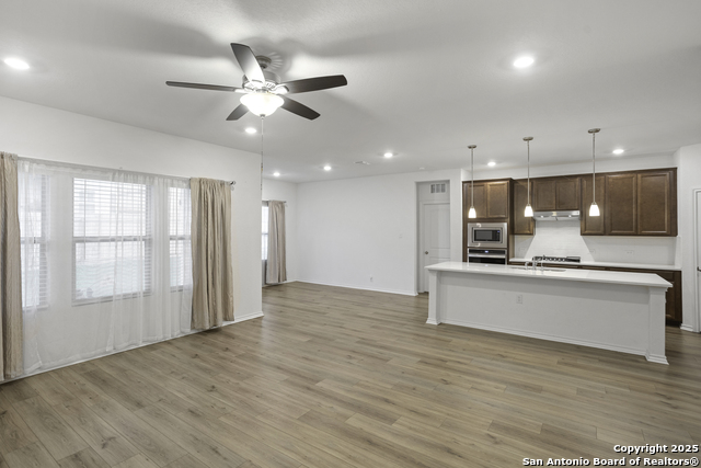 Image 11 of 27 For 6731 Shiraz Way