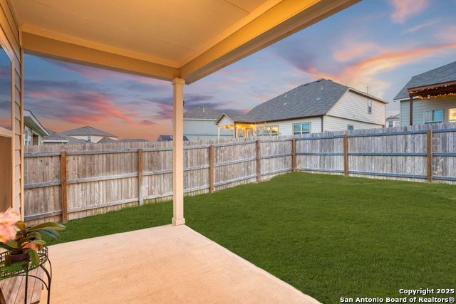 Image 23 of 27 For 6731 Shiraz Way