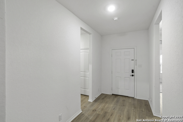 Image 5 of 27 For 6731 Shiraz Way