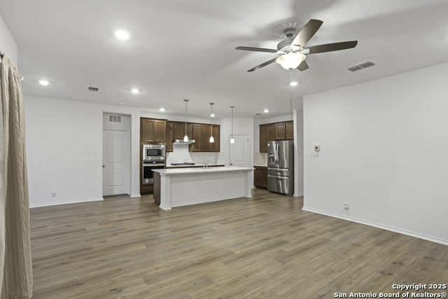 Image 9 of 27 For 6731 Shiraz Way