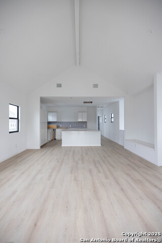 Image 12 of 31 For 814 Olive N