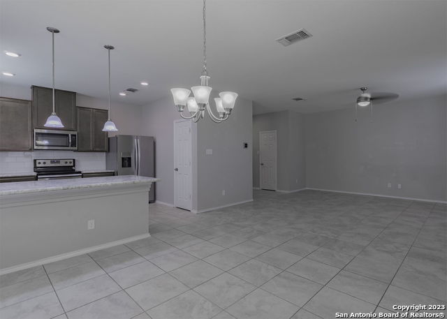 Image 4 of 20 For 2077 Brandywine Dr