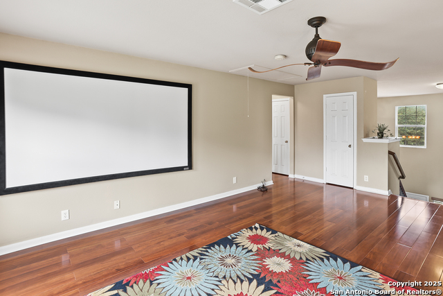 Image 18 of 38 For 7802 Lacey Oak