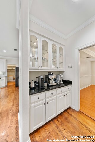Image 13 of 44 For 7 Inwood Knolls