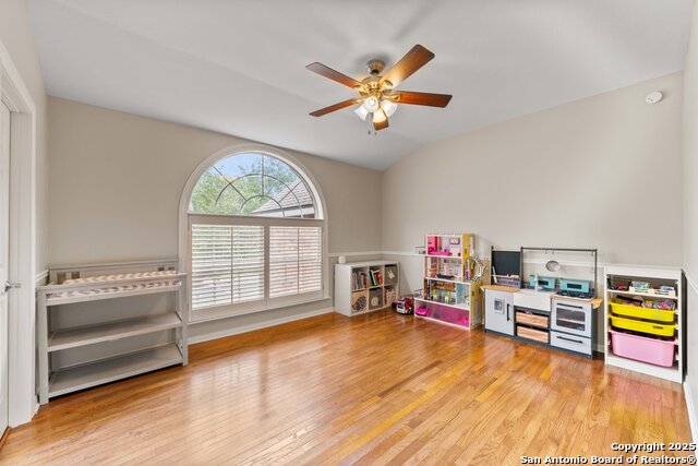 Image 30 of 44 For 7 Inwood Knolls