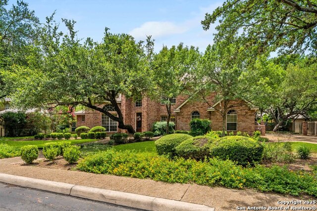 Image 39 of 44 For 7 Inwood Knolls