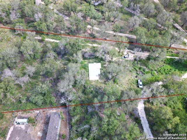 Listing photo id 12 for 22936 Crystal Water