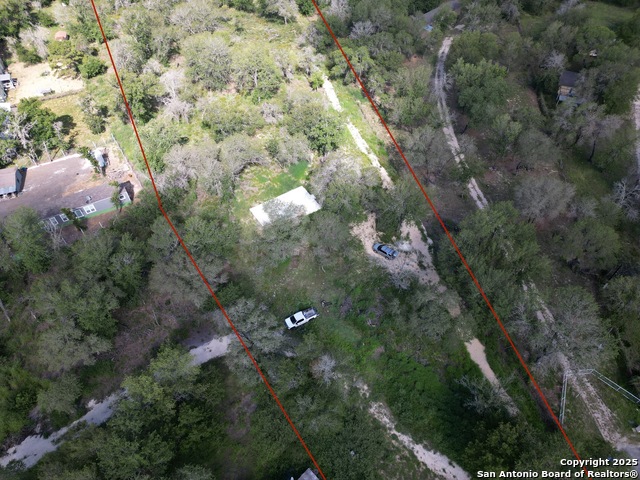 Listing photo id 0 for 22936 Crystal Water