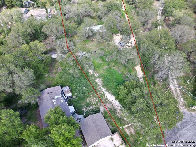 Listing photo id 3 for 22936 Crystal Water