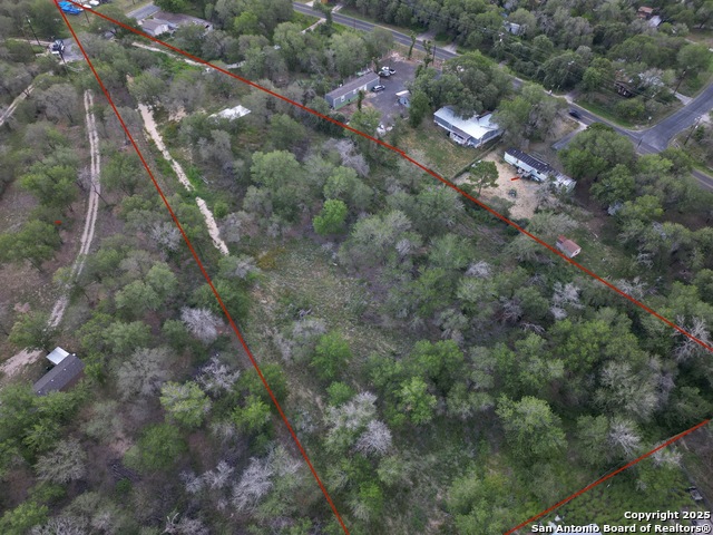 Listing photo id 5 for 22936 Crystal Water
