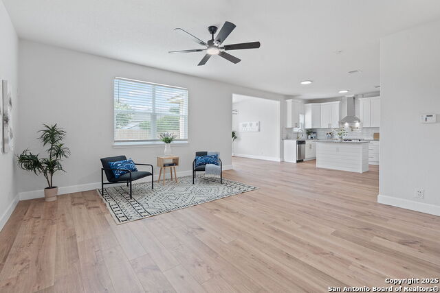 Image 4 of 39 For 2534 Duval  