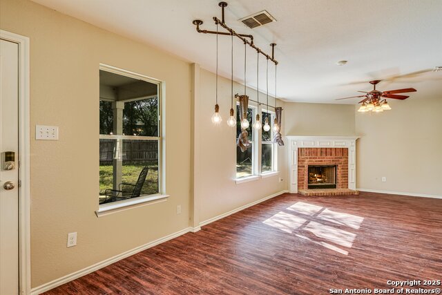 Image 4 of 24 For 11122 Hillsdale