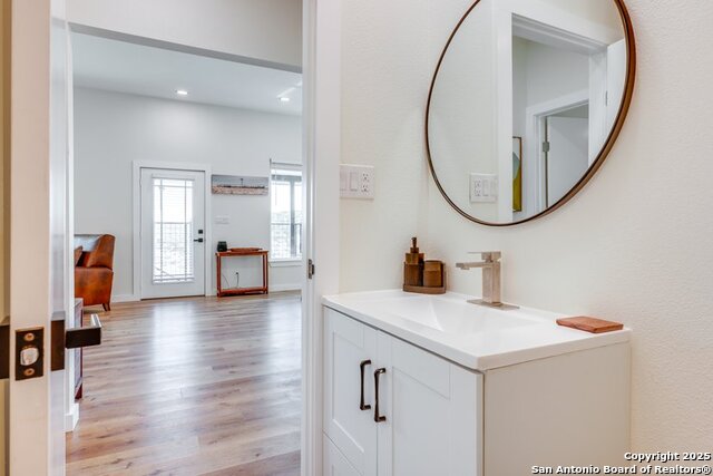 Listing photo id 9 for 482 Dusty Saddle