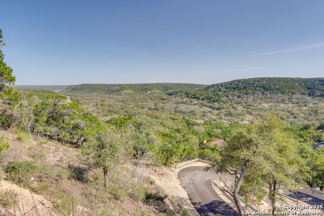 Listing photo id 35 for 482 Dusty Saddle