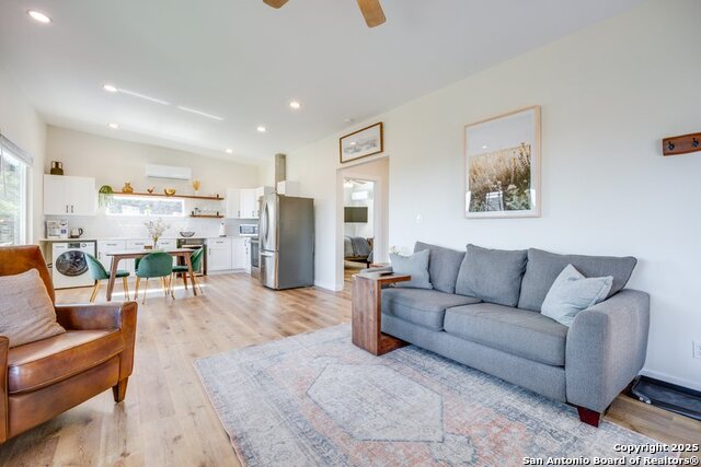 Listing photo id 2 for 482 Dusty Saddle