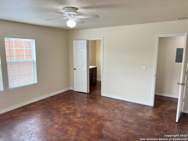 Image 9 of 20 For 807 Heinen  