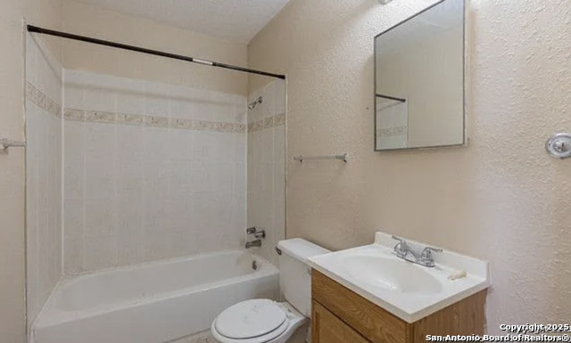 Image 19 of 22 For 827 Winnipeg