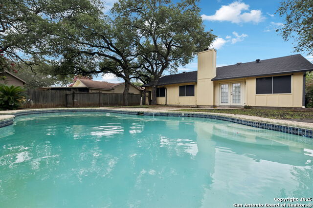 Image 17 of 27 For 2822 Old Field Dr