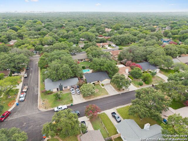 Image 27 of 27 For 2822 Old Field Dr